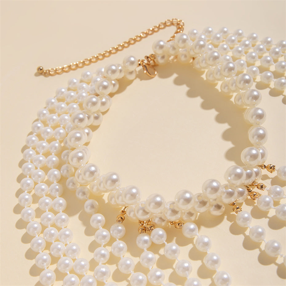 Pearl Collar with Shoulder Chain