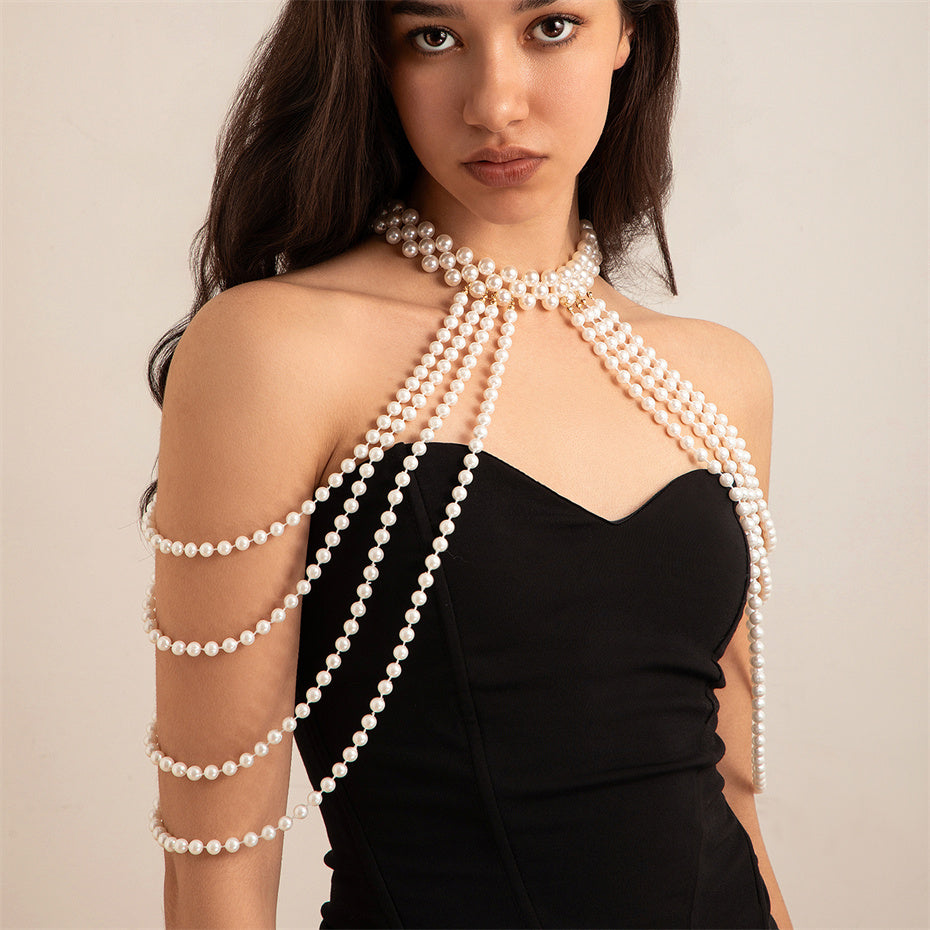 Pearl Collar with Shoulder Chain